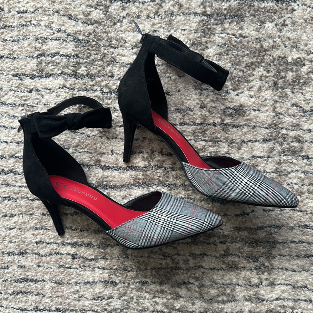 CL by Laundry plaid pumps